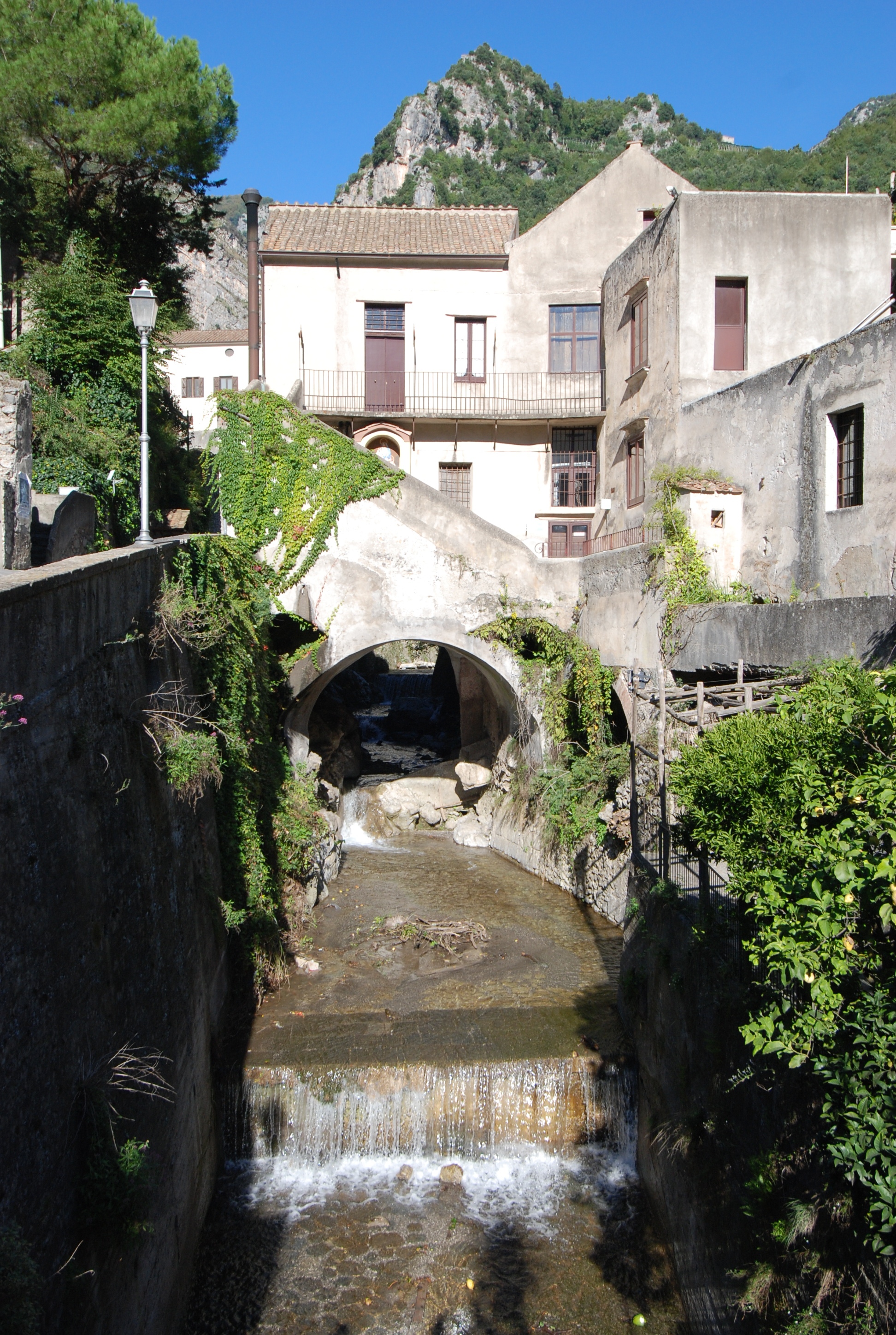 Amalfi amatruda výroba ručního papíru